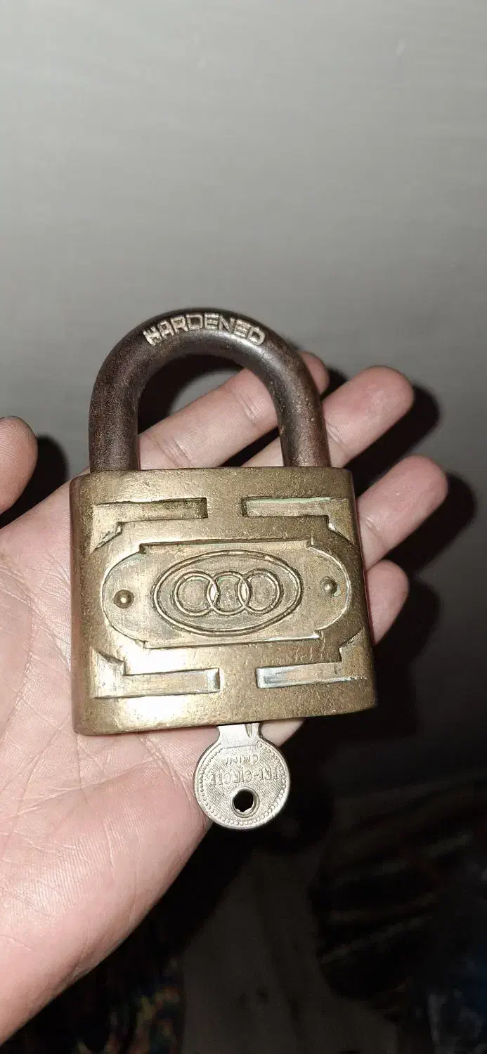 قفل برنجی قدیمی کلکسیونی|کلکسیون اشیاء عتیقه|سرعین, |دیوار