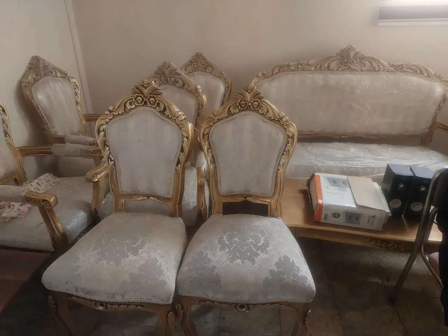 مبل استیل در حد نو|مبلمان خانگی و میز عسلی|تهران, ائمه اطهار|دیوار
