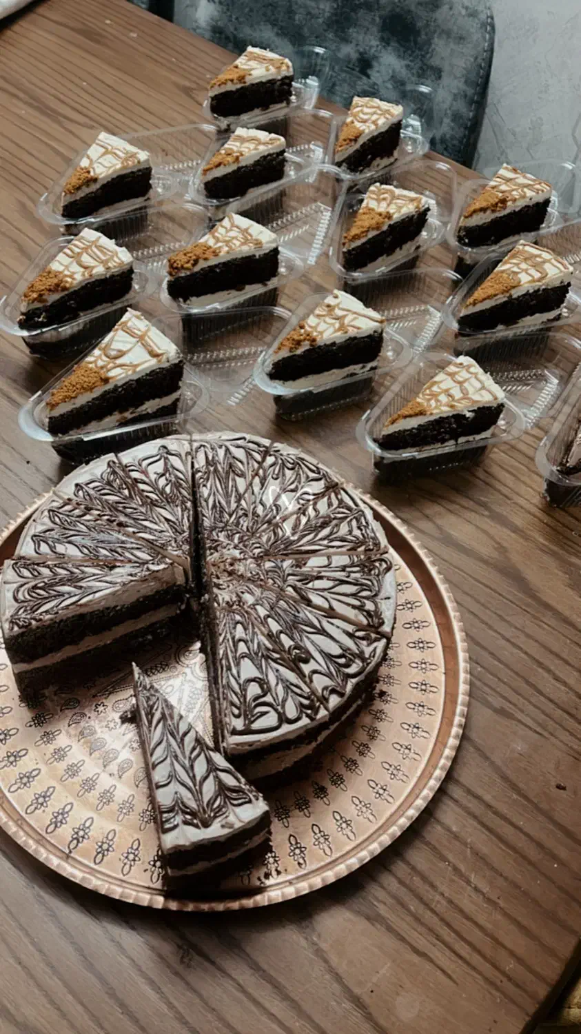 انواع کیک کافه ای ویژه روز مادر و شب یلدا|خدمات پذیرایی، مراسم|سیرجان, |دیوار