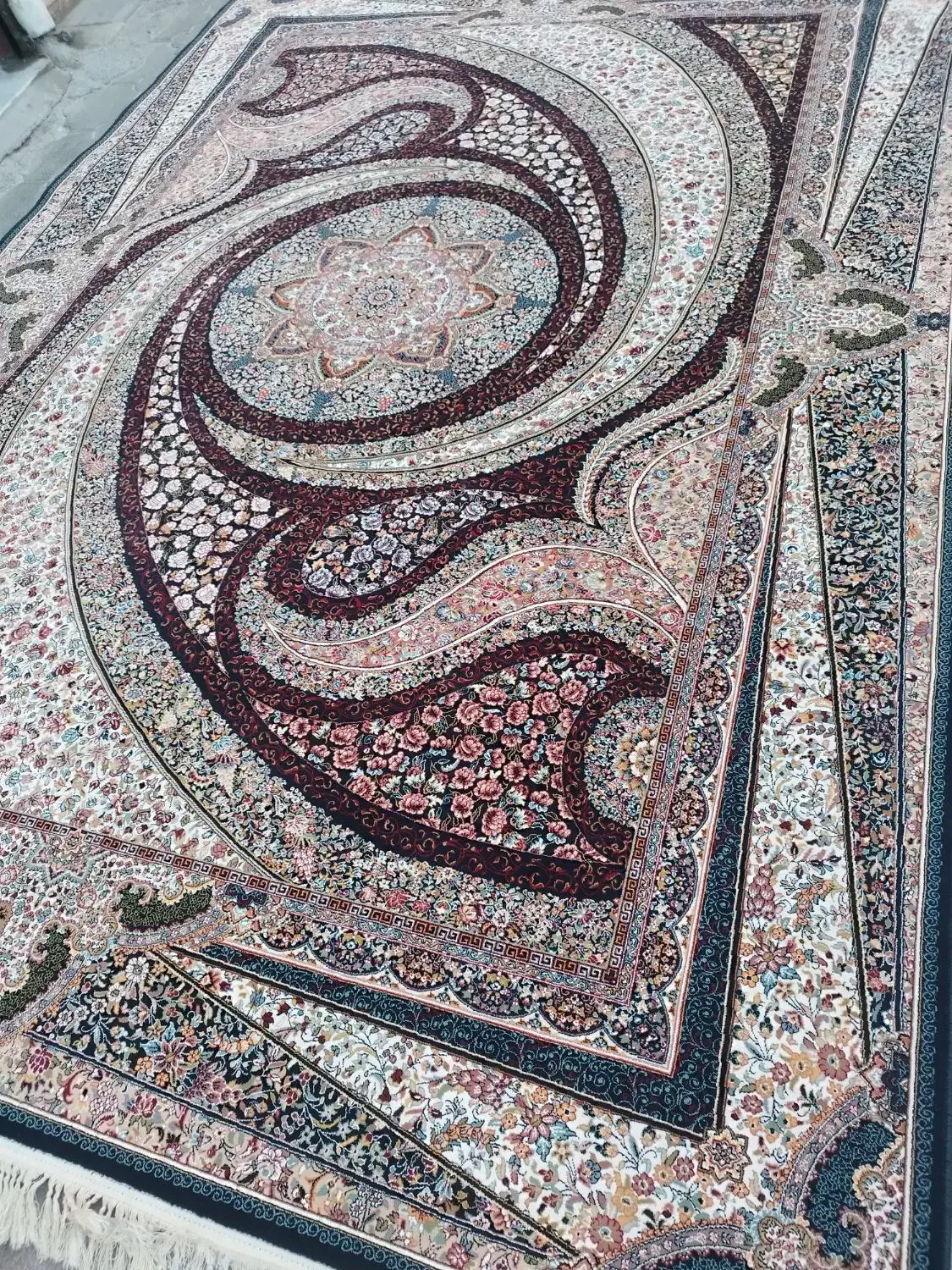 ۵تخته ۹ متری یکنقش در حد نو|فرش|میانه, |دیوار