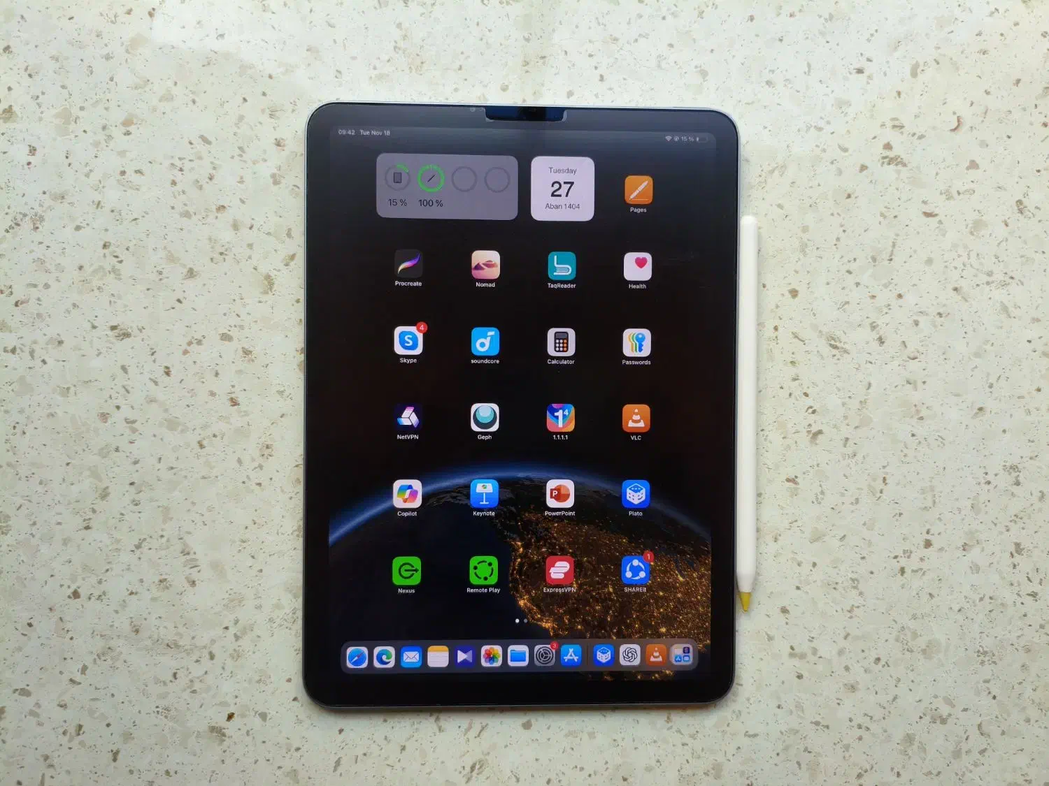 تبلت iPad Air 4 64GB و قلم Apple pencil 2nd gen|تبلت|رشت, کاکتوس|دیوار