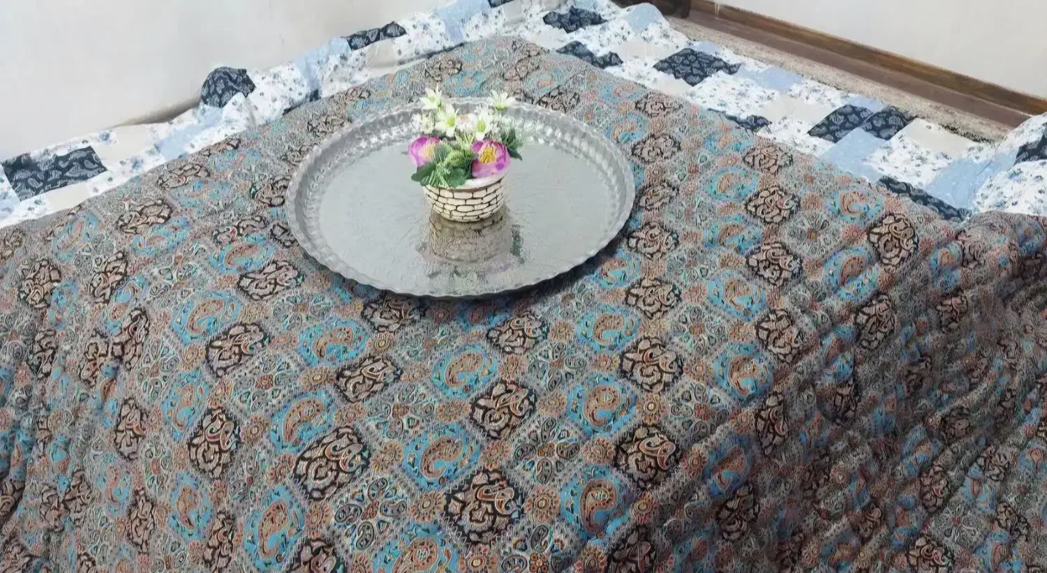 لحاف کرسی 4/20 در 4/20 متر مربع با وسط ترمه سلطنتی|رختخواب، بالش، پتو|تهران, شهید رجایی|دیوار