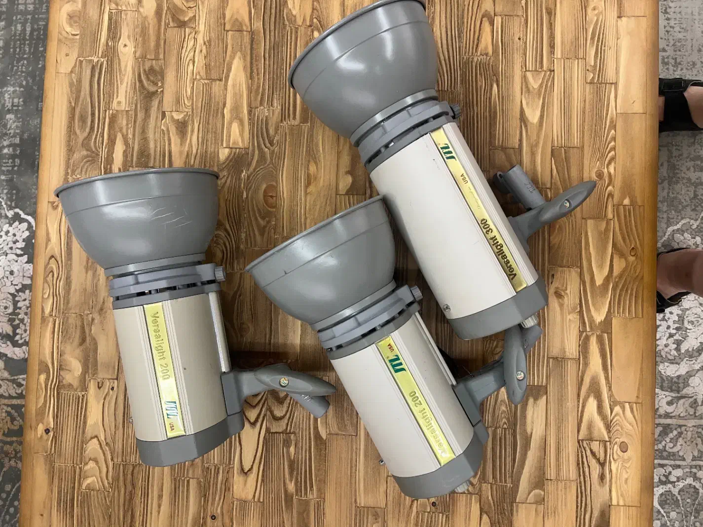 فلش عکاسی|دوربین عکاسی و فیلم‌برداری|محمودآباد, |دیوار