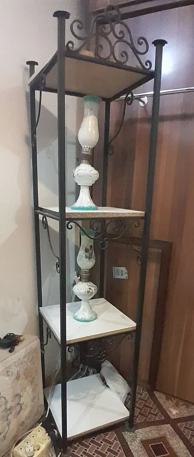 دکور ارایشگاه|آرایشگاه و سالن‌های زیبایی|قم, هفت تیر|دیوار