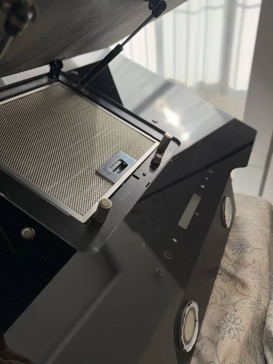 هود کارکرده بسیارکم درحدنو|هود|اصفهان, شهرک صنعتی امیرکبیر (شاپور جدید)|دیوار