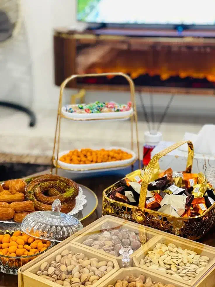 امور خانه داری|استخدام سرایداری و نظافت|زاهدان, |دیوار