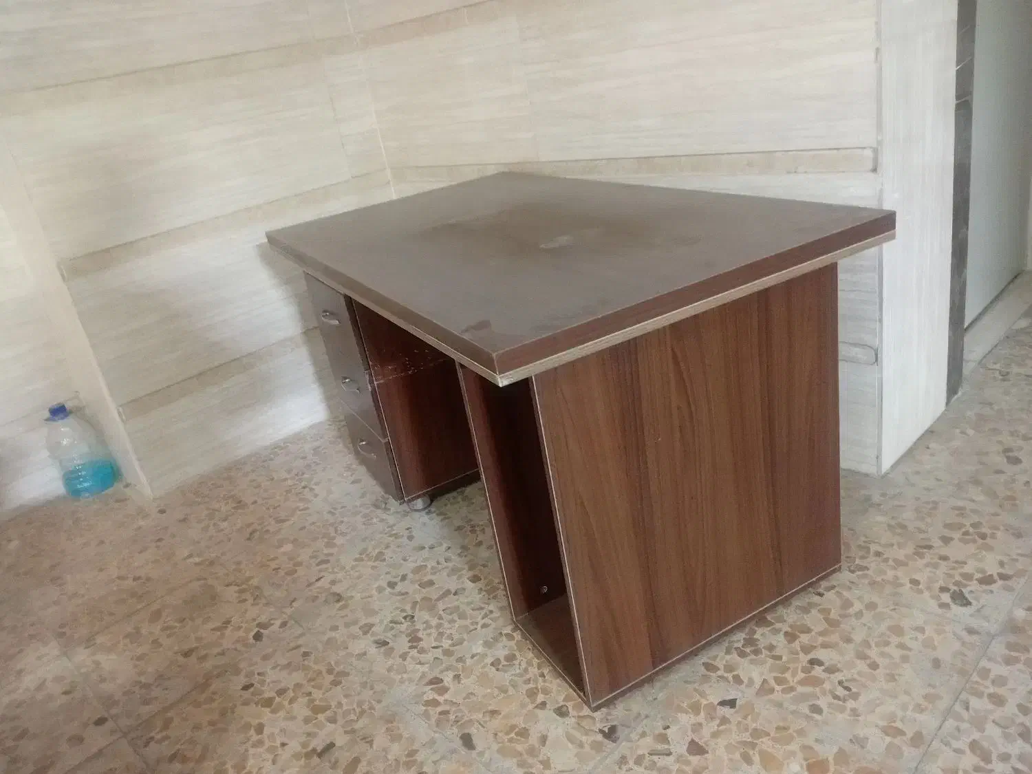 میز و صندلی انتظار|دفتر کار|کرمانشاه, |دیوار