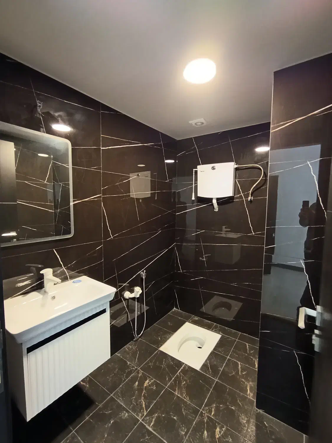 ۱۱۰ متر اداری ۲ خواب فول امکانات/ بر اصلی دیلمان|فروش دفتر کار، اتاق اداری، مطب|رشت, دیلمان|دیوار