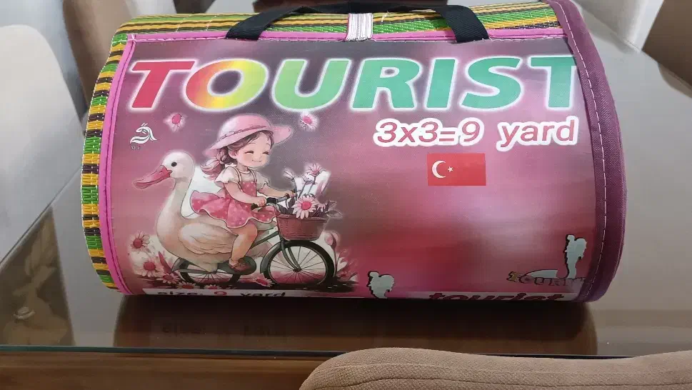 زیرانداز ۹ متری یک تیکه ریزبافته نو هست|روفرشی|کرمانشاه, |دیوار