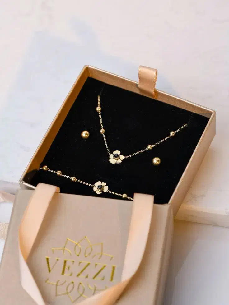 پلاک زنجیر زیبا طلا|جواهرات|تهران, آبشار|دیوار