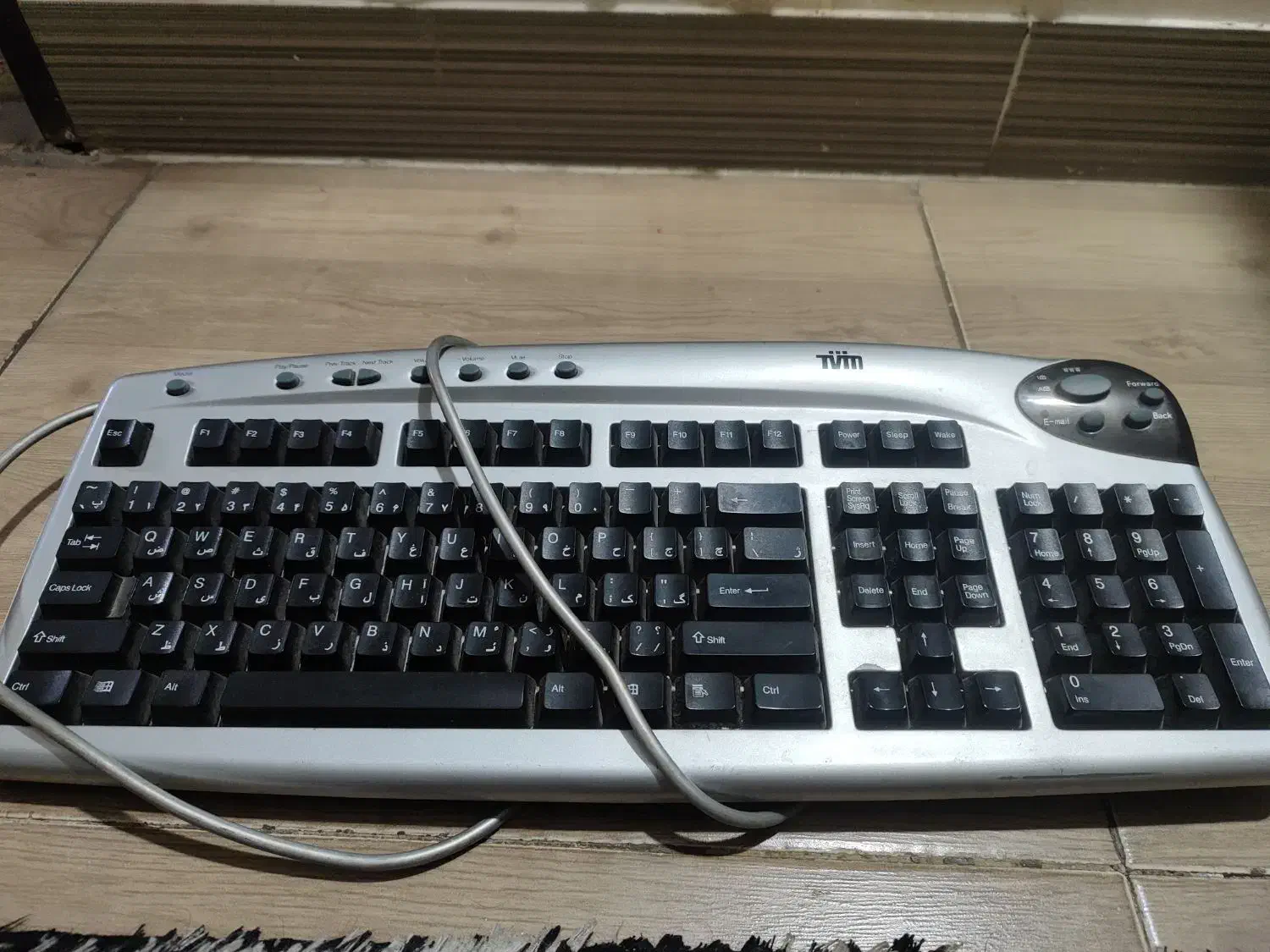 کیبورد|قطعات و لوازم جانبی رایانه|اندیشه, اندیشه فاز ۶|دیوار