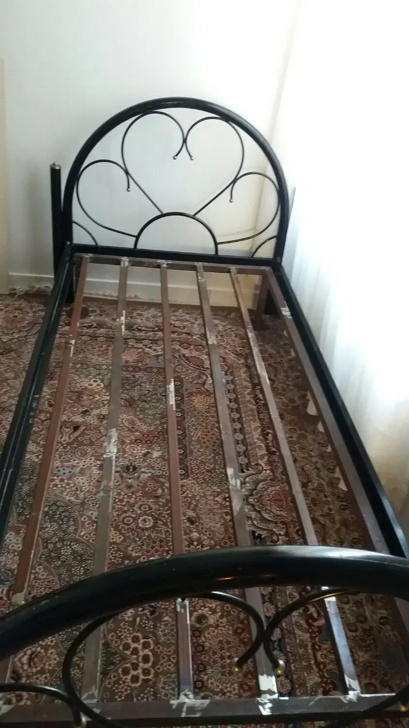 تخت ومیز توالت وصندلی ان محکم وزیبا|تخت و سرویس خواب|تهران, ایرانشهر|دیوار