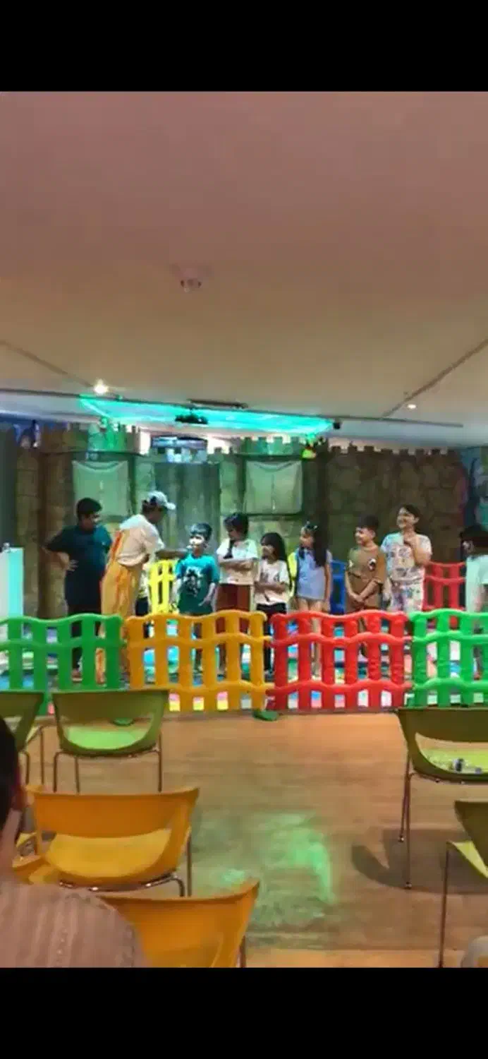 9عدد نرده پلاستیکی در حد نو قیمت ۹ تومن|اسباببازی|تهران, سازمان برنامه جنوبی|دیوار