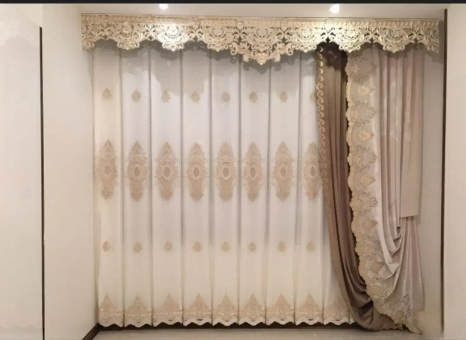 پرده نو|پرده، رانر، رومیزی|قم, مهر آباد|دیوار