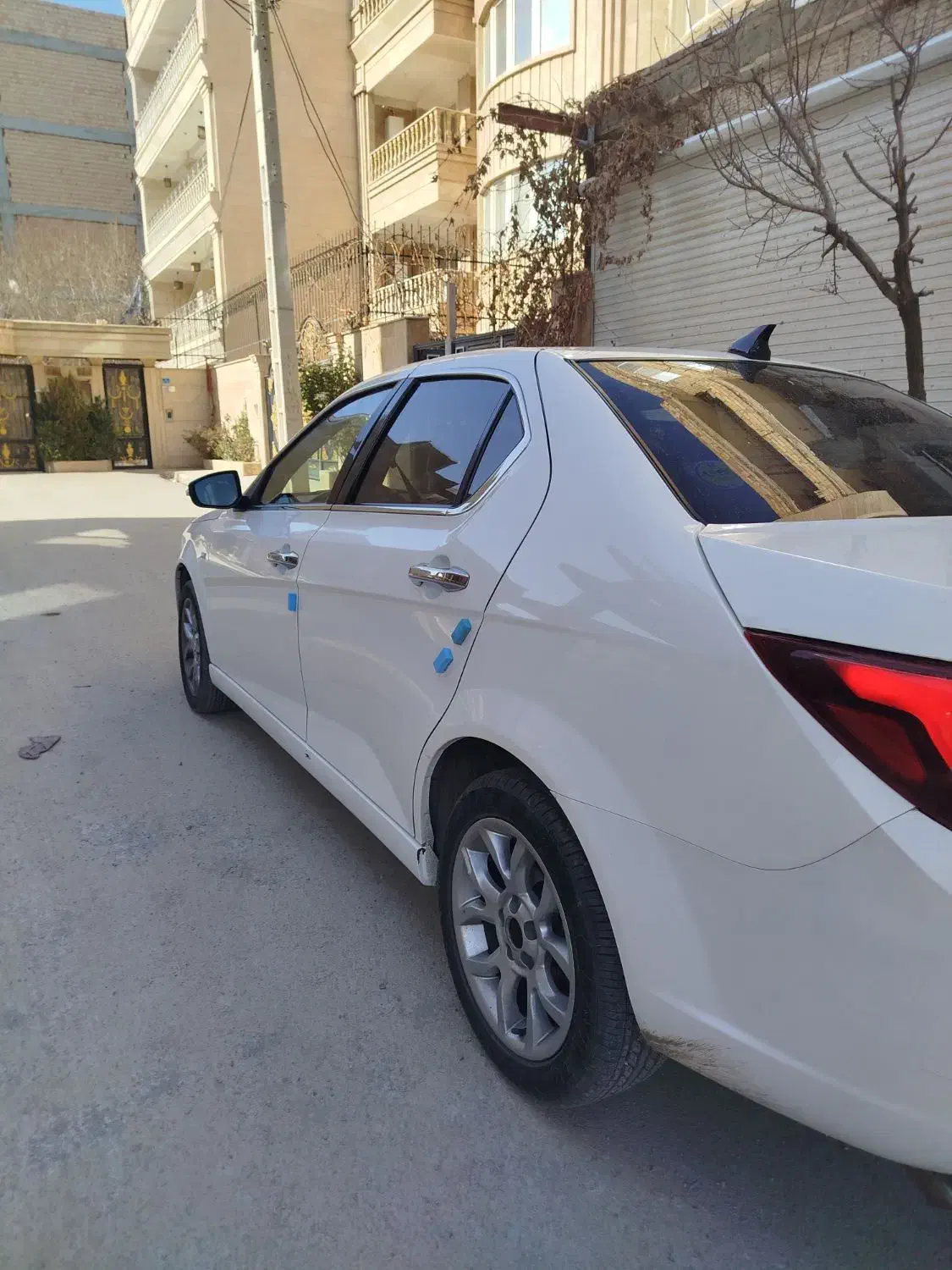 دنا پلاس|خودرو سواری و وانت|کرج, کمال‌شهر|دیوار