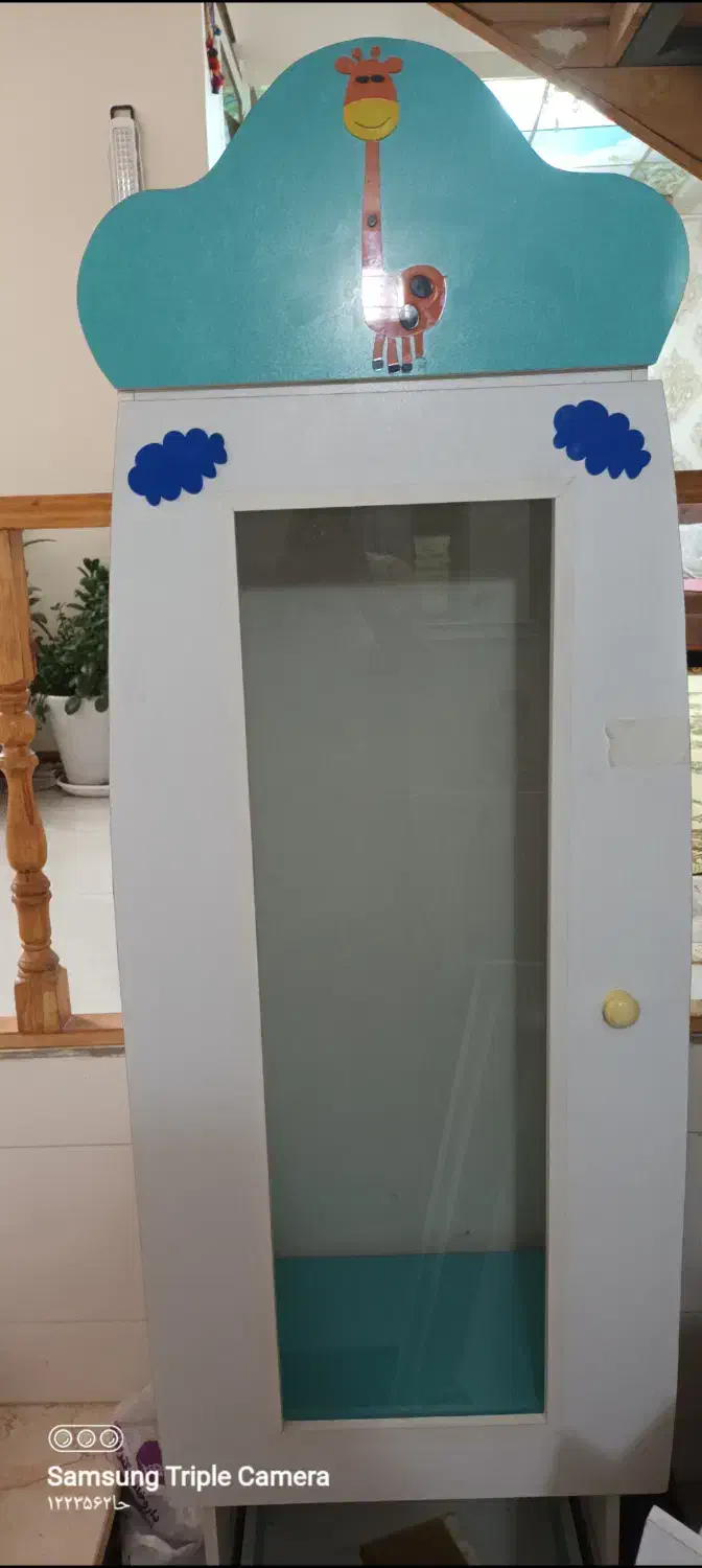 فروش فوری کمد لباس و اسباب بازی کودک|اسباب و اثاث بچه|فیروزکوه, |دیوار