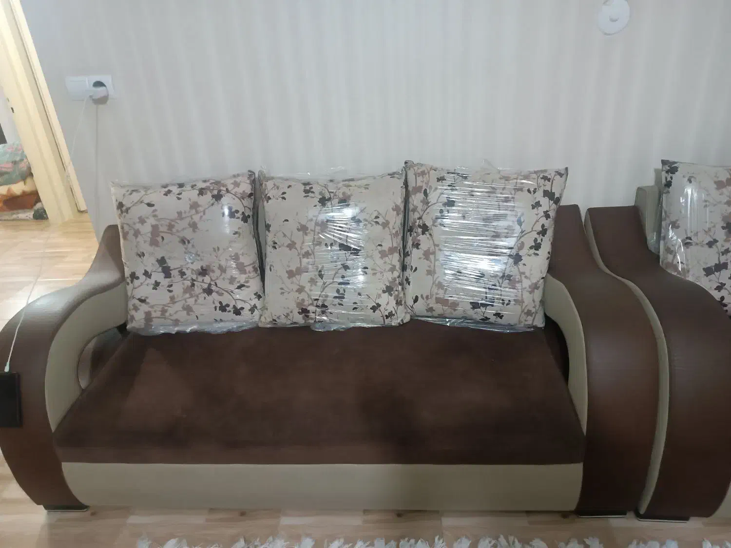 مبل|مبلمان خانگی و میز عسلی|سمنان, |دیوار