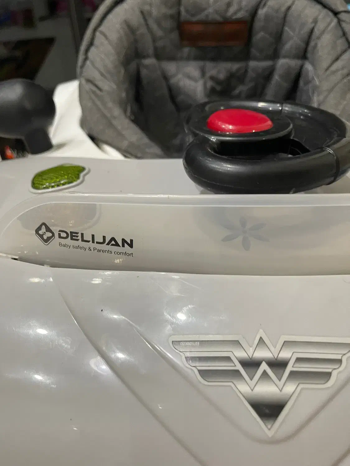 روروئک در حد نو دلیجان|اسباب و اثاث بچه|مشکین‌دشت, |دیوار