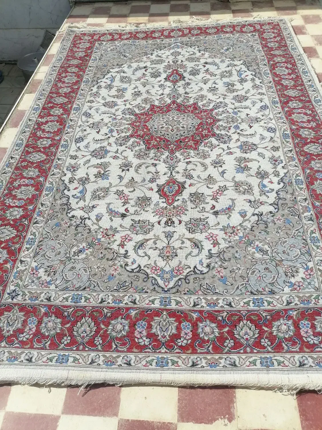 جفت فرش دستبافت 6متری|فرش|نی‌ریز, |دیوار