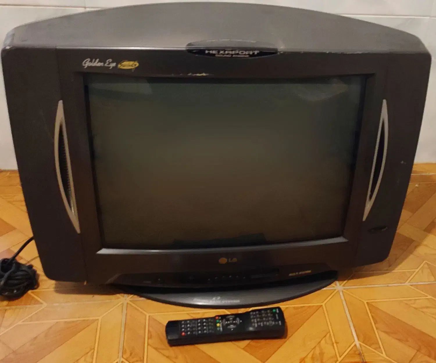 تلوزیون ۲۱اینچ LG|تلویزیون و پروژکتور|زنجان, |دیوار