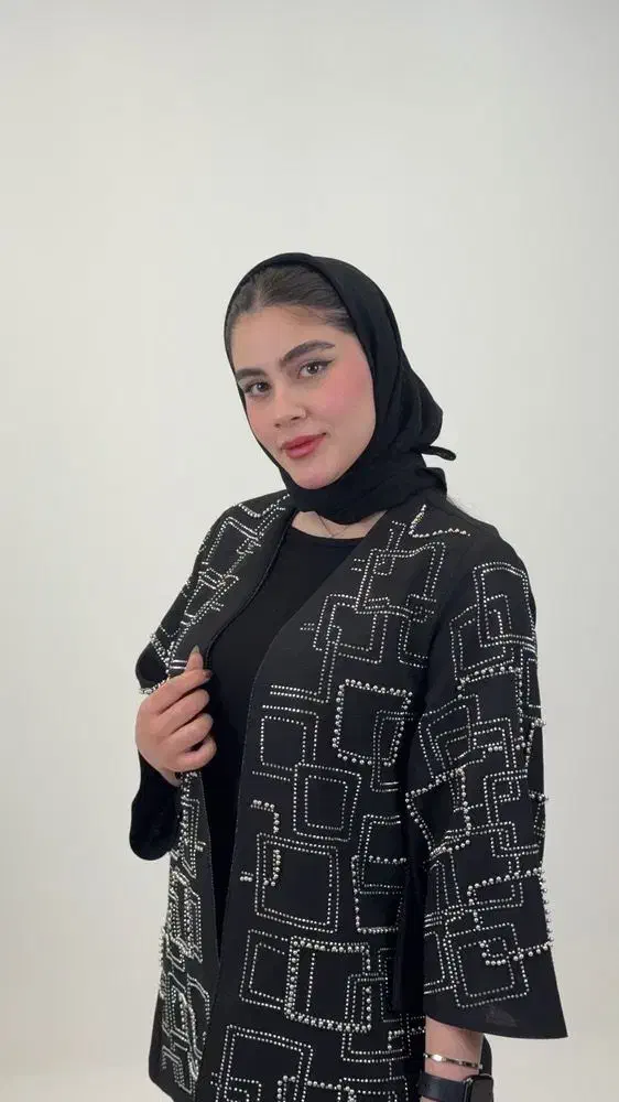 رکسانا|لباس|بیجار, |دیوار