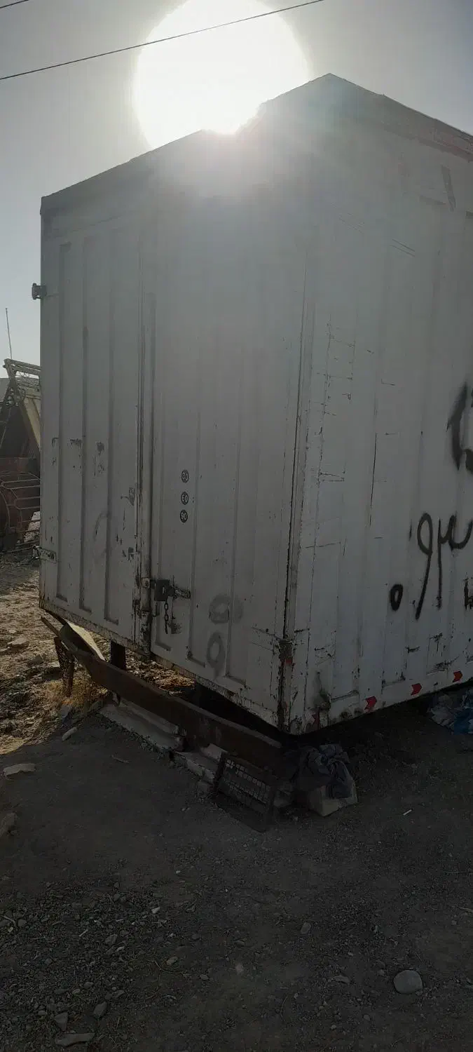 اتاق کاویان|ماشین‌آلات صنعتی|تربت‌حیدریه, پائین ولایت|دیوار