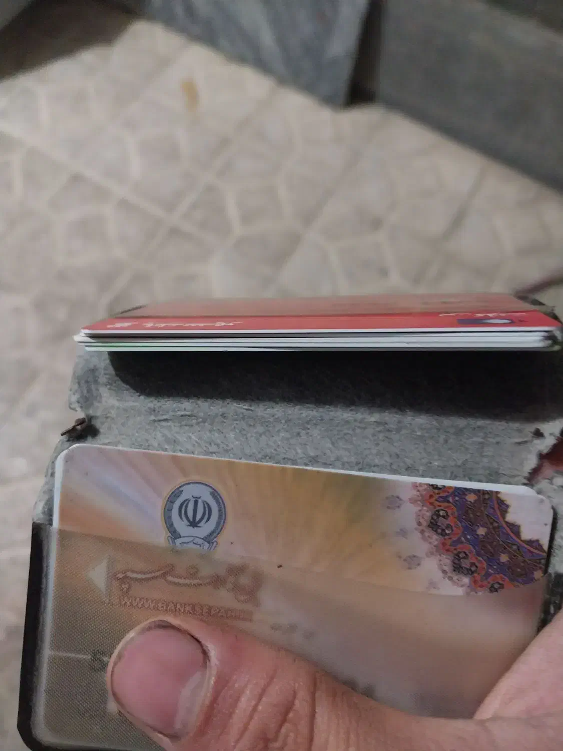 گمشده|اشیا|تبریز, |دیوار