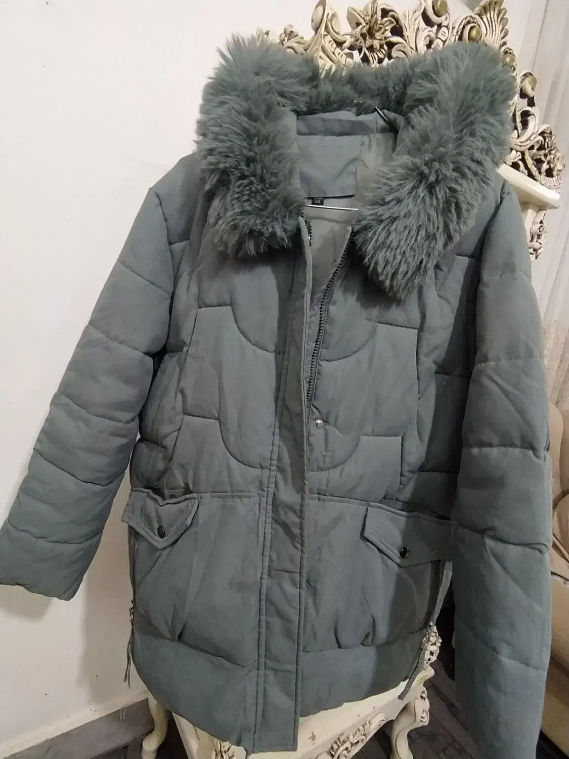 بارونی زنانه|لباس|قم, سالاریه|دیوار