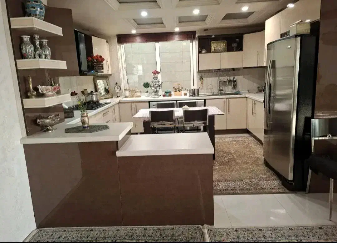 140متر فول اکازیون خوش نقشه با نور گیری فوق‌العاده|فروش آپارتمان|ری, سرتخت|دیوار