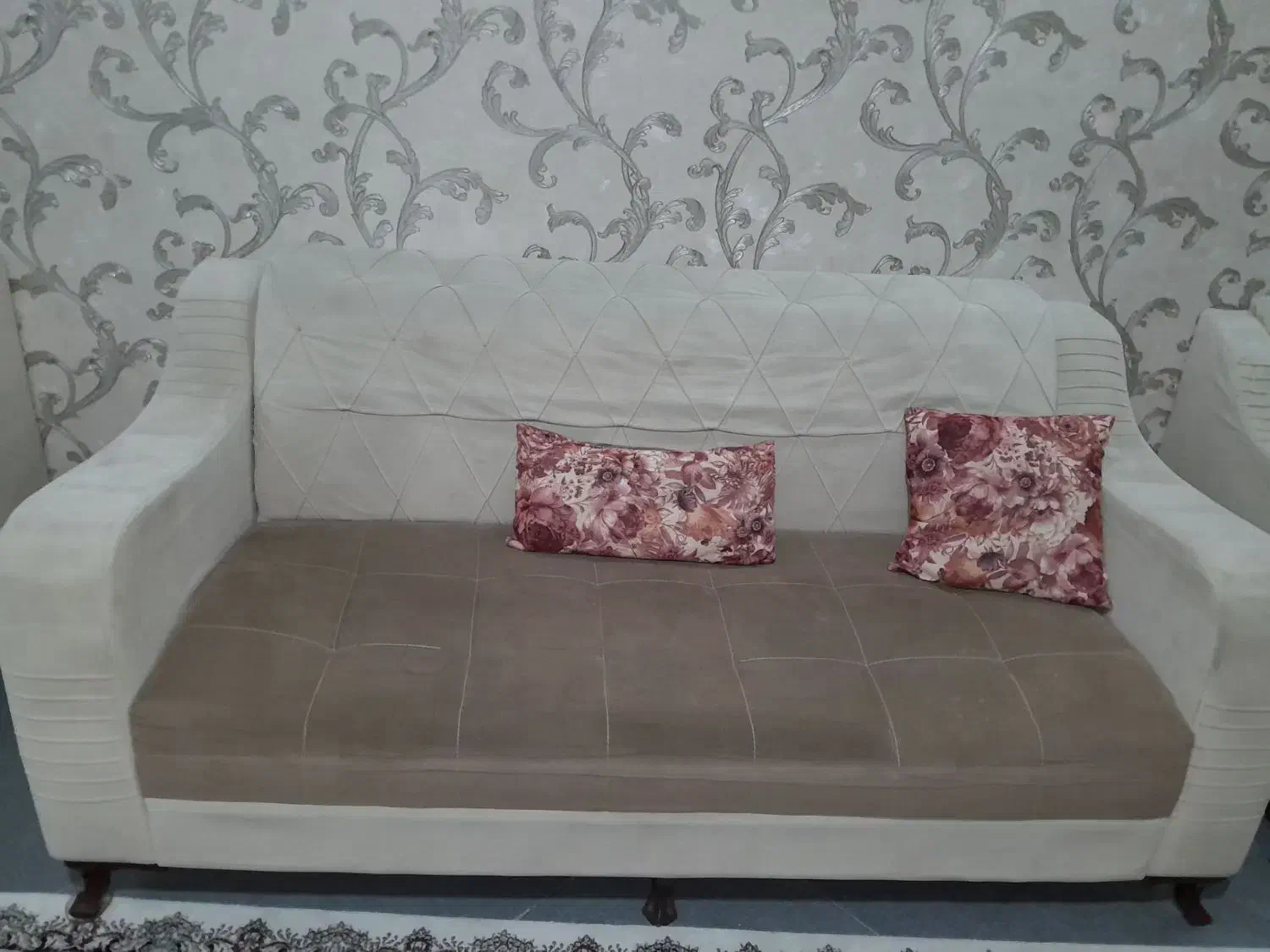 مبل راحتی|مبلمان خانگی و میز عسلی|تهران, آهنگران (سراسیاب دولاب)|دیوار