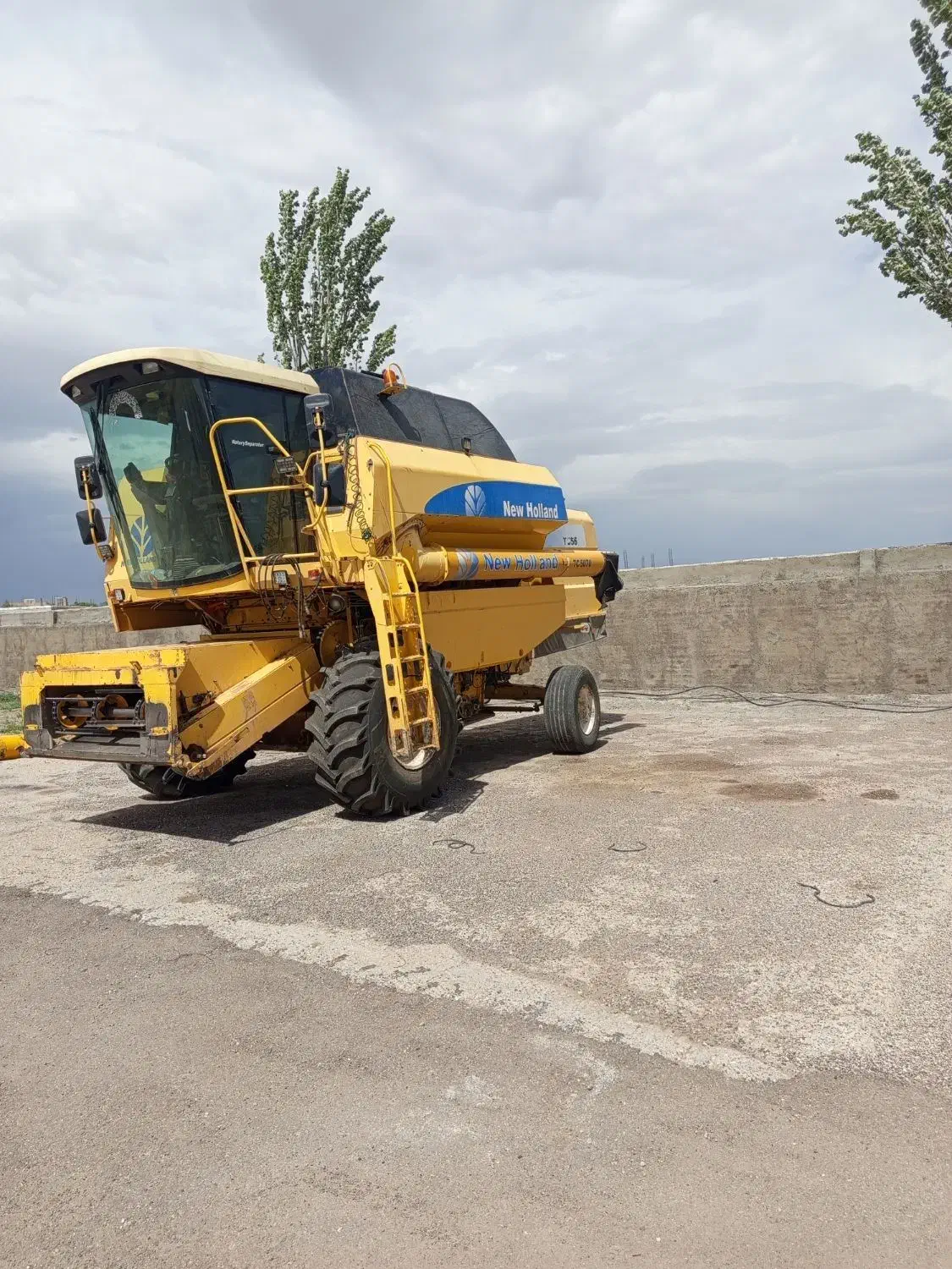 کمباین نیوهلند ۲۰۰۷|خودرو سنگین|مهربان, |دیوار