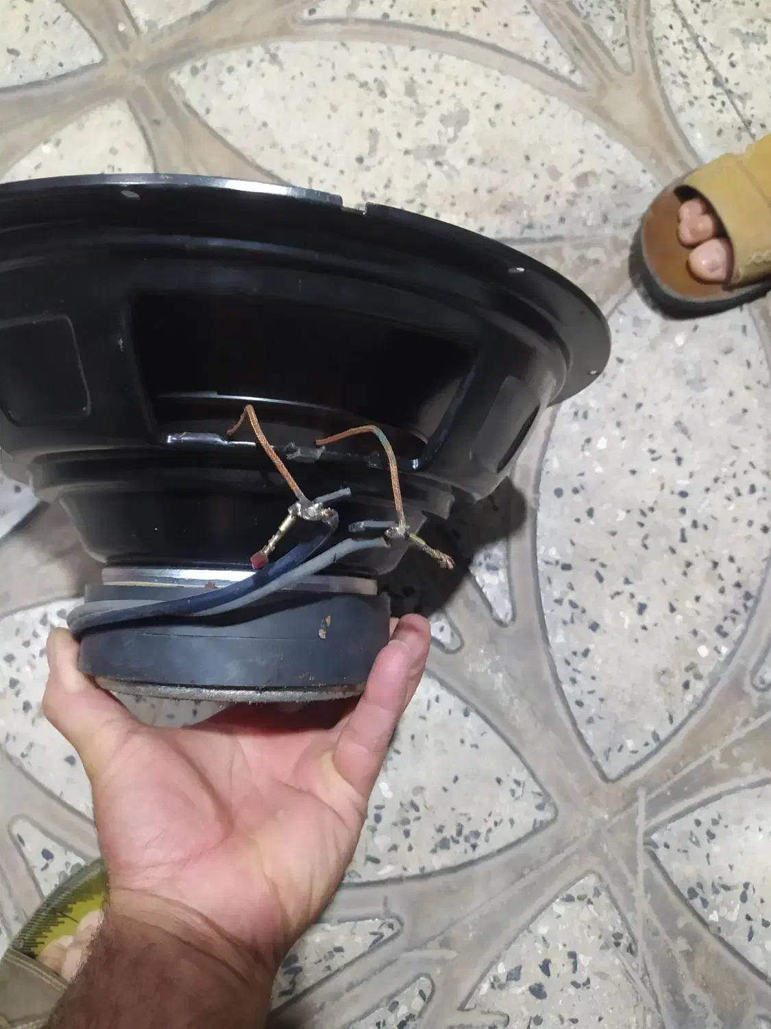 ساب|صوتی و تصویری|ایوان, |دیوار