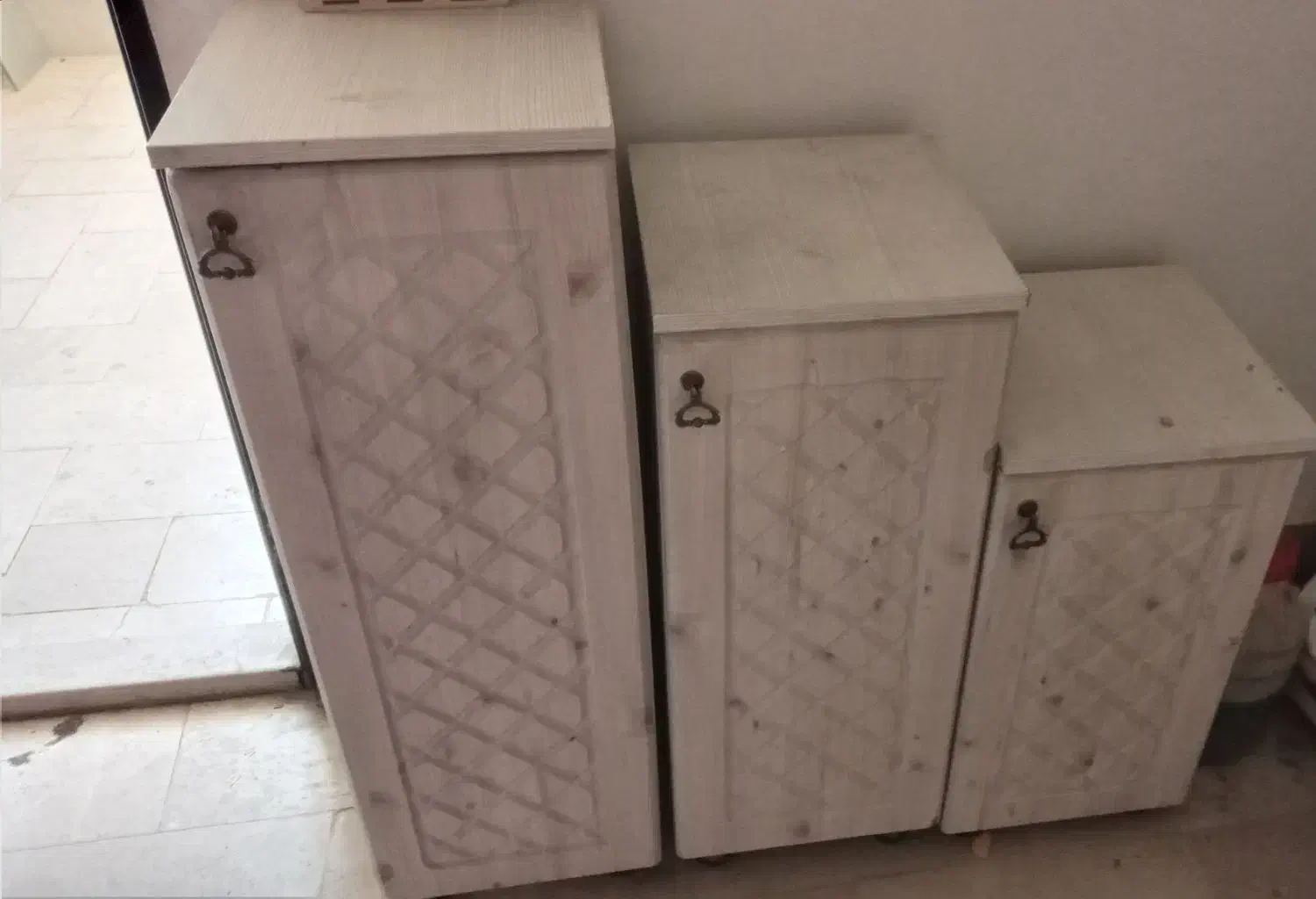 جاکفشی نوی نو|جاکفشی، کمد، دراور|گلبهار, شهر جدید گلبهار|دیوار