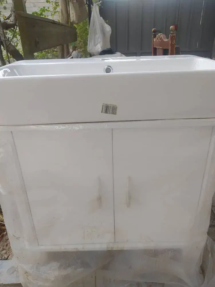 روشویی و سنگ توالت نو|لوازم سرویس بهداشتی|سهند, |دیوار