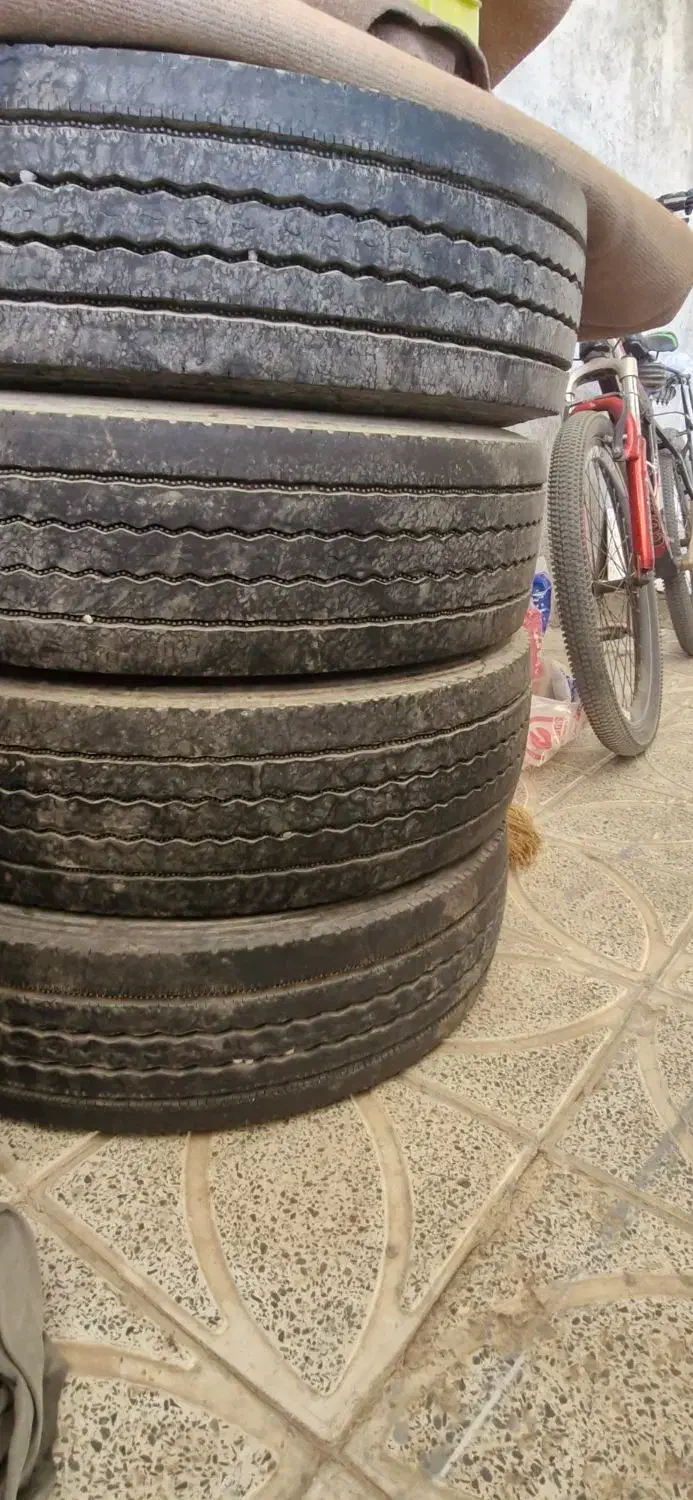 لاستیک مینی بوس|خودرو سنگین|شازند, |دیوار