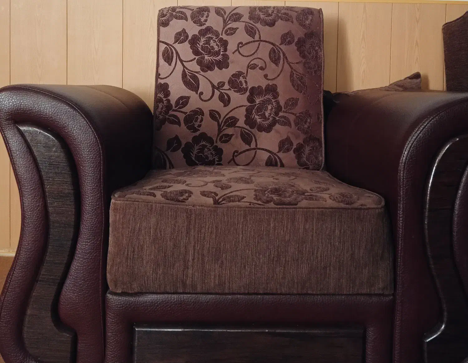 مبل تاشو بادوام ومحکم ارزانترین قیمت|مبلمان خانگی و میز عسلی|سقز, |دیوار