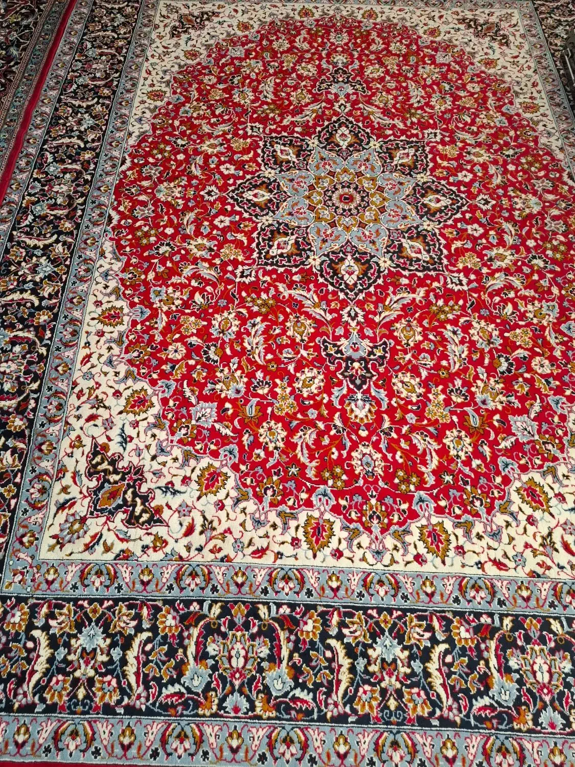 فرش قدیمی درجه یک با تراکم بالا|فرش|چناران, |دیوار