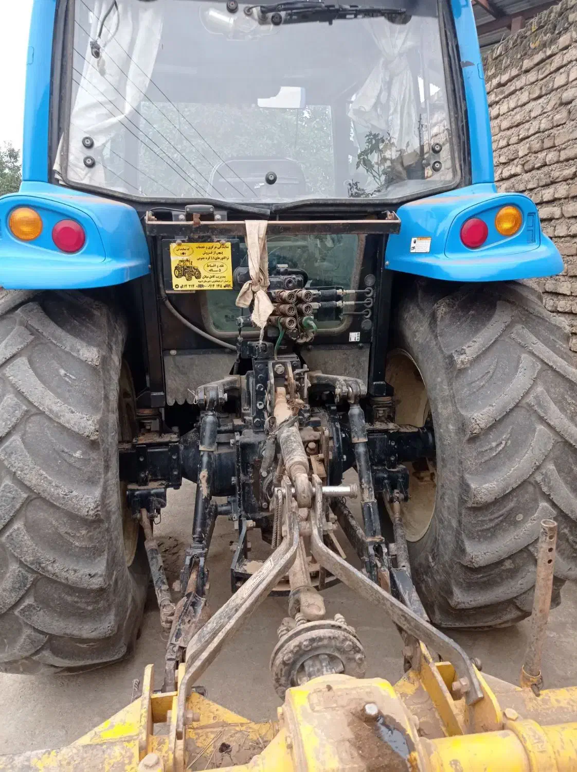 تراکتور ال اس ۱۰۰|خودرو سنگین|خان ببین, |دیوار