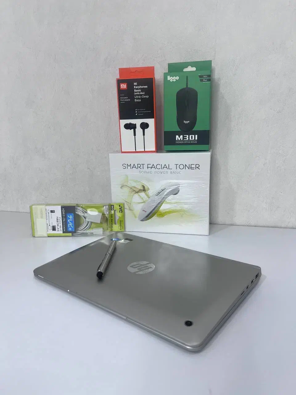 تبلت ویندوزیhp ده اینچ کیبوردقلم موس هدیه ویژه|تبلت|شیراز, گلکوب|دیوار