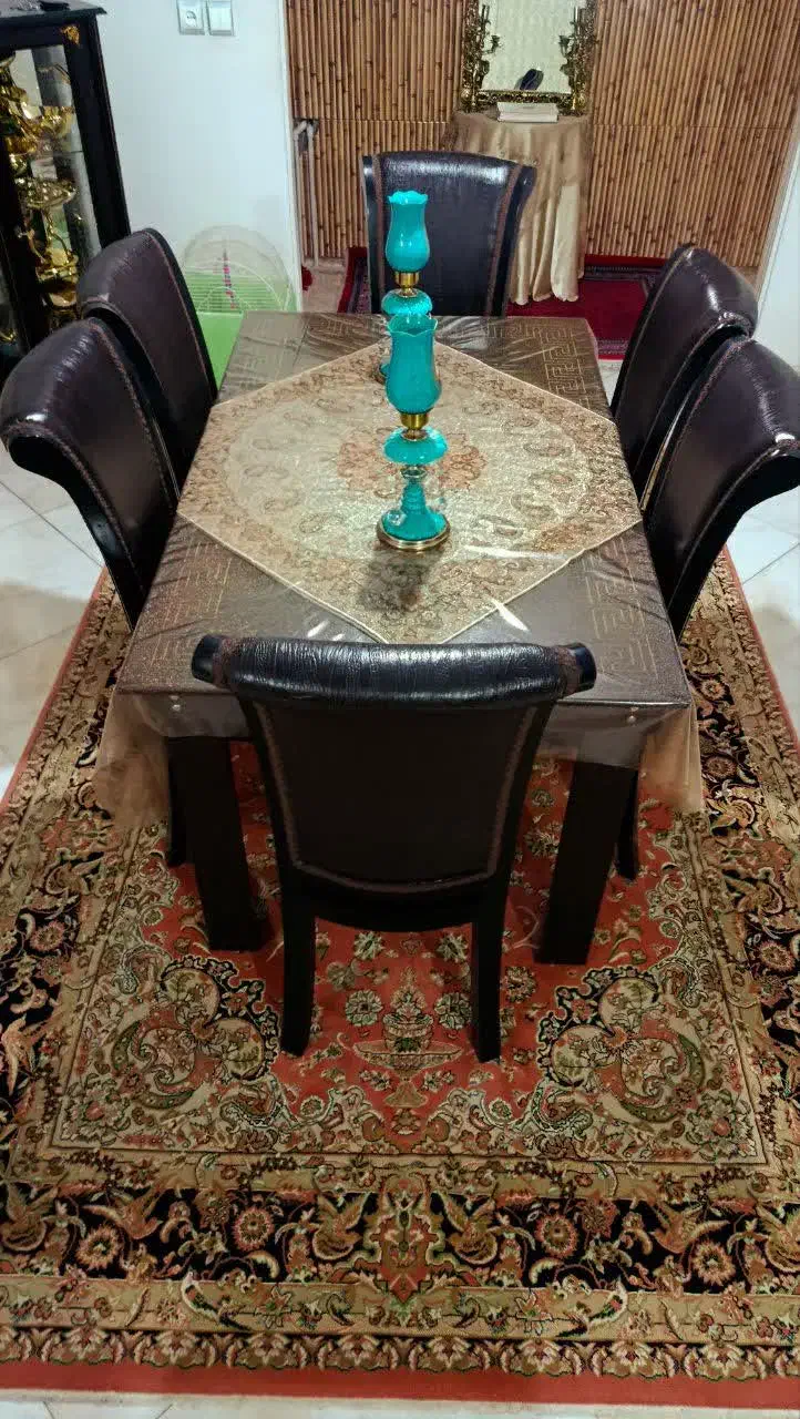 میز ناهار خوری 6نفره بدون صندلی سالم سالم|میز و صندلی غذاخوری|اراک, |دیوار