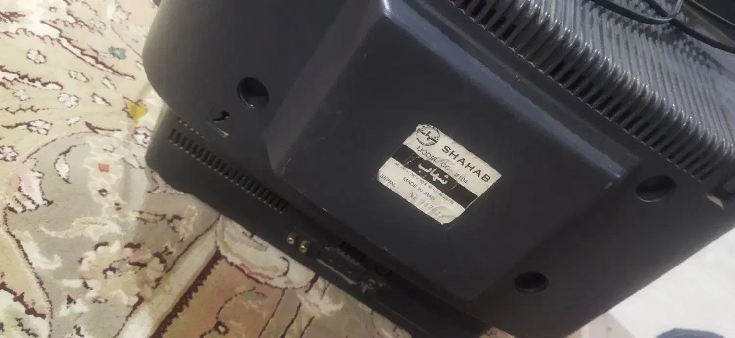 تلویزیون قدیمی|تلویزیون و پروژکتور|گلپایگان, |دیوار