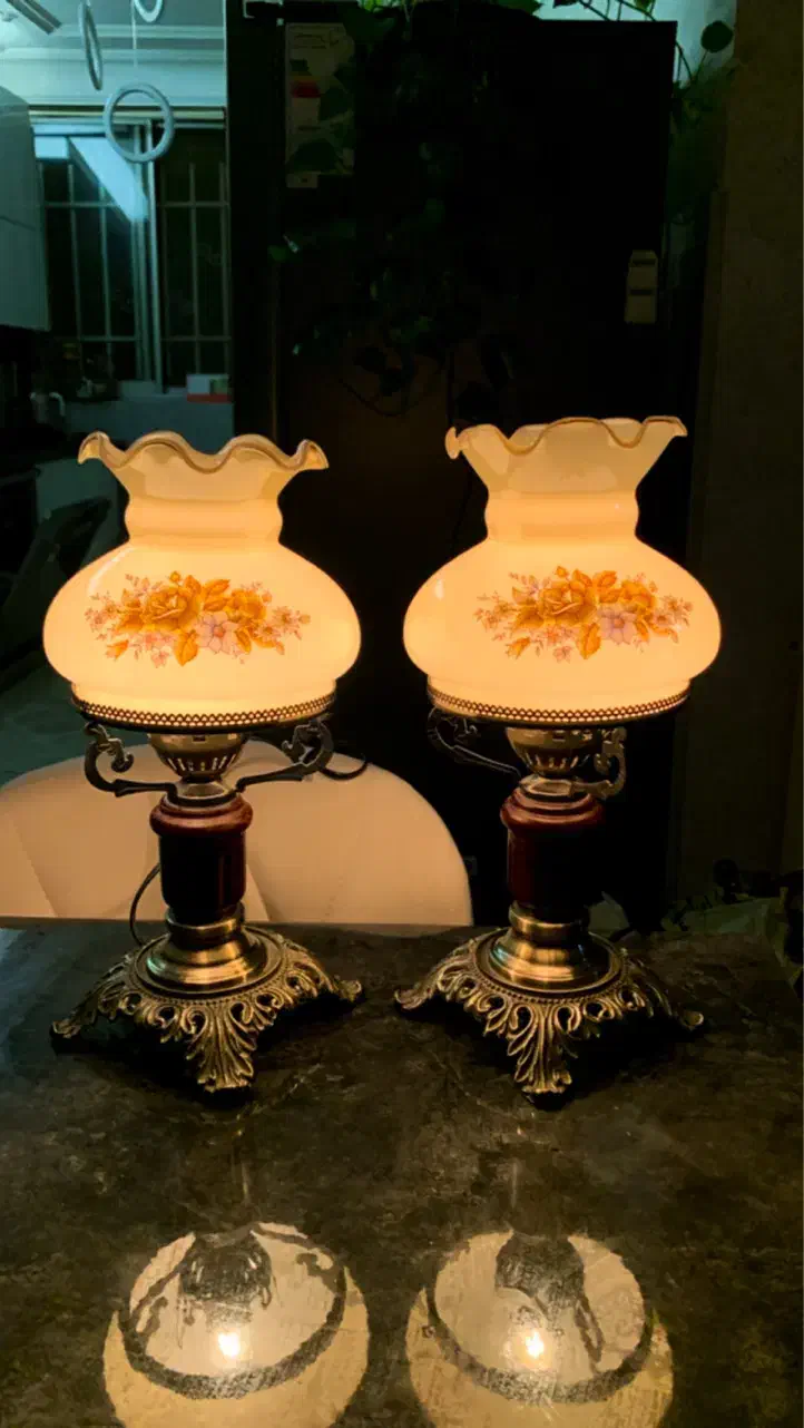 چراغ / آباژور های والتر اصل|چراغ خواب و آباژور|رشت, حاجی آباد|دیوار