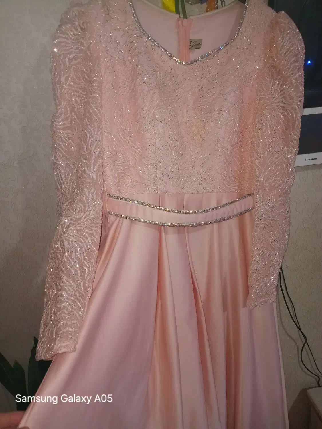 لباس|لباس|منجیل, |دیوار