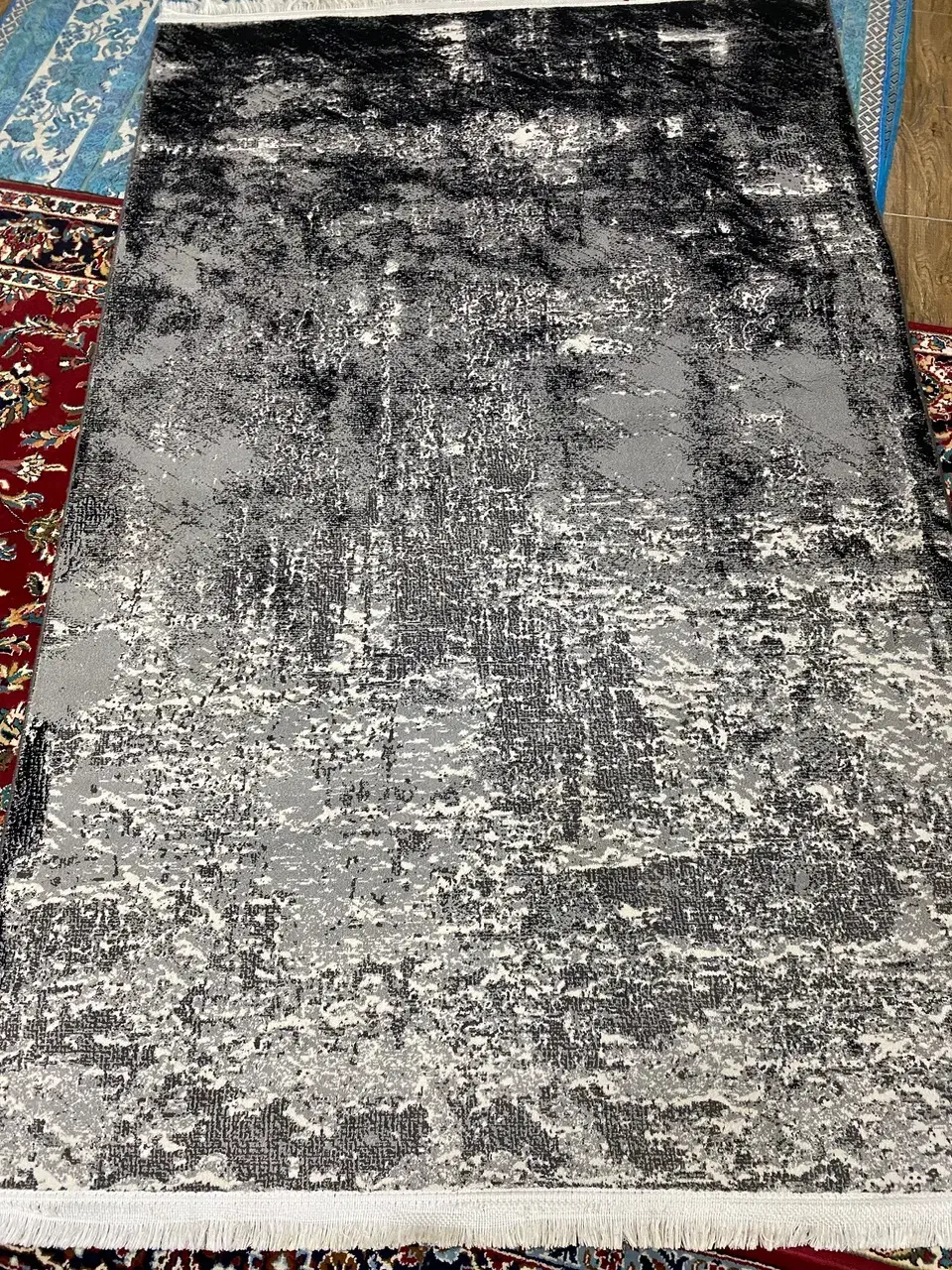 فرش|فرش|نیشابور, شهرک رسولی|دیوار