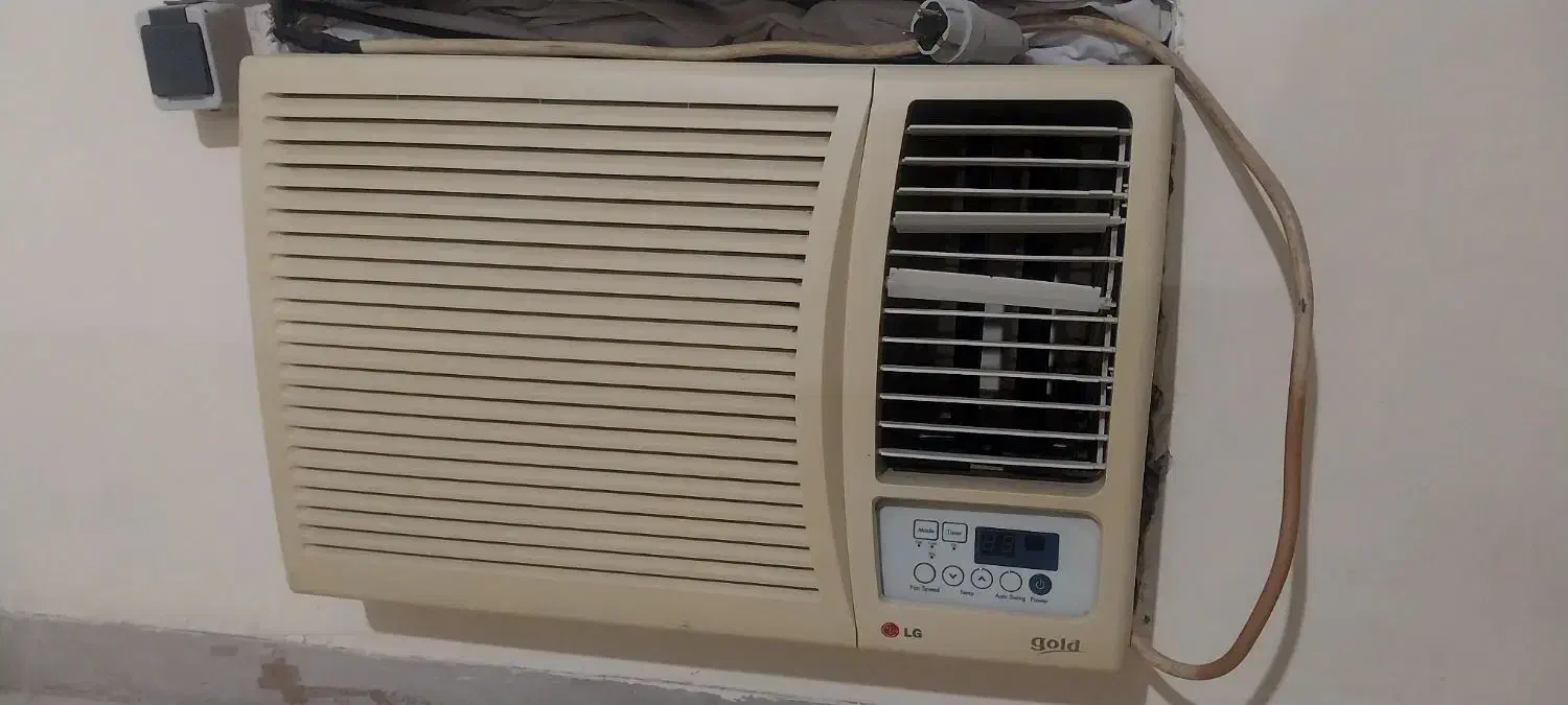 کولر پنجره ای ال جی ۲۱۰۰۰کنترلدار|کولر گازی و فنکوئل|گرگان, |دیوار