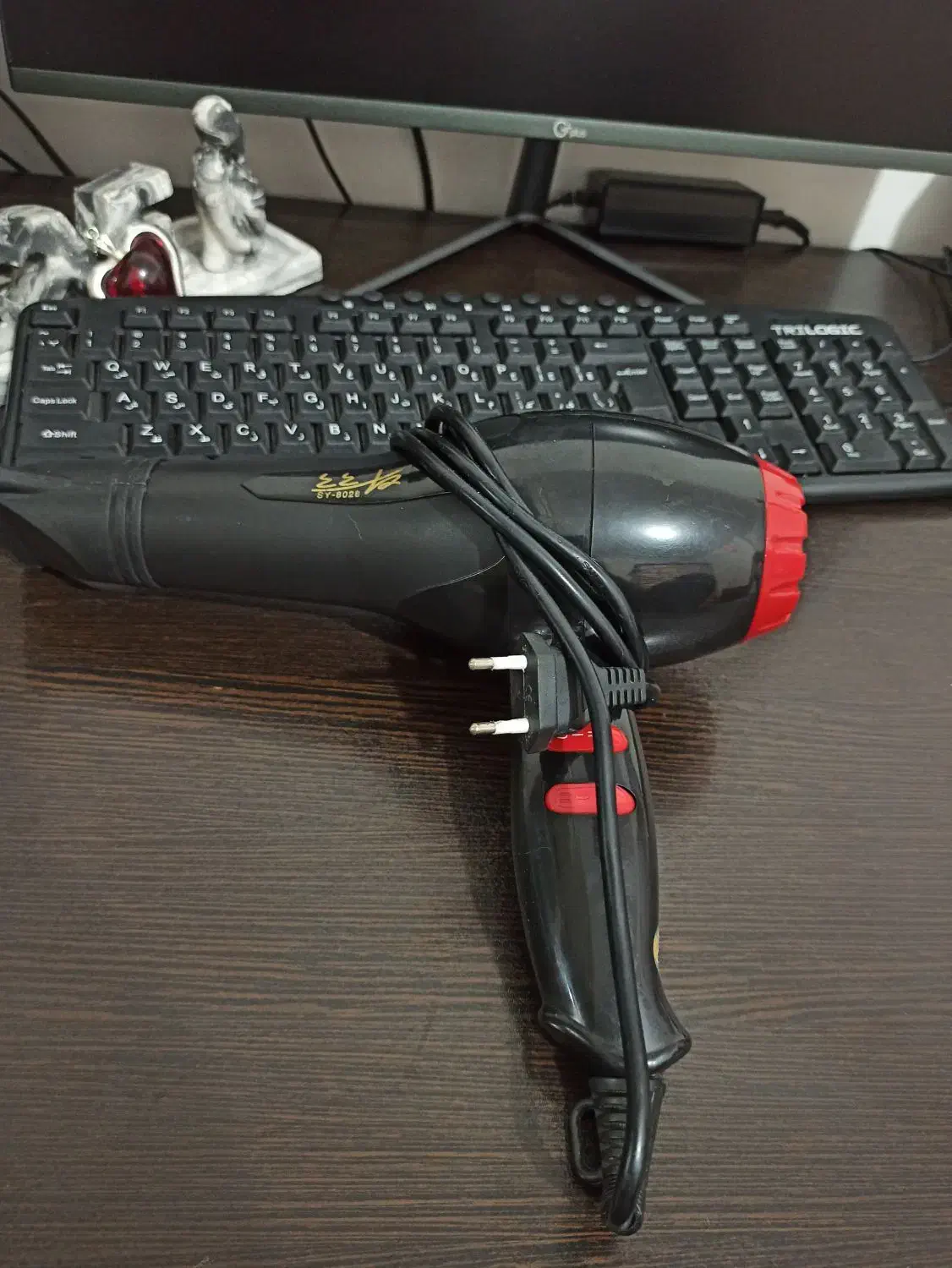 سشوار اصل قدیمی|آرایشی، بهداشتی، درمانی|نقده, |دیوار