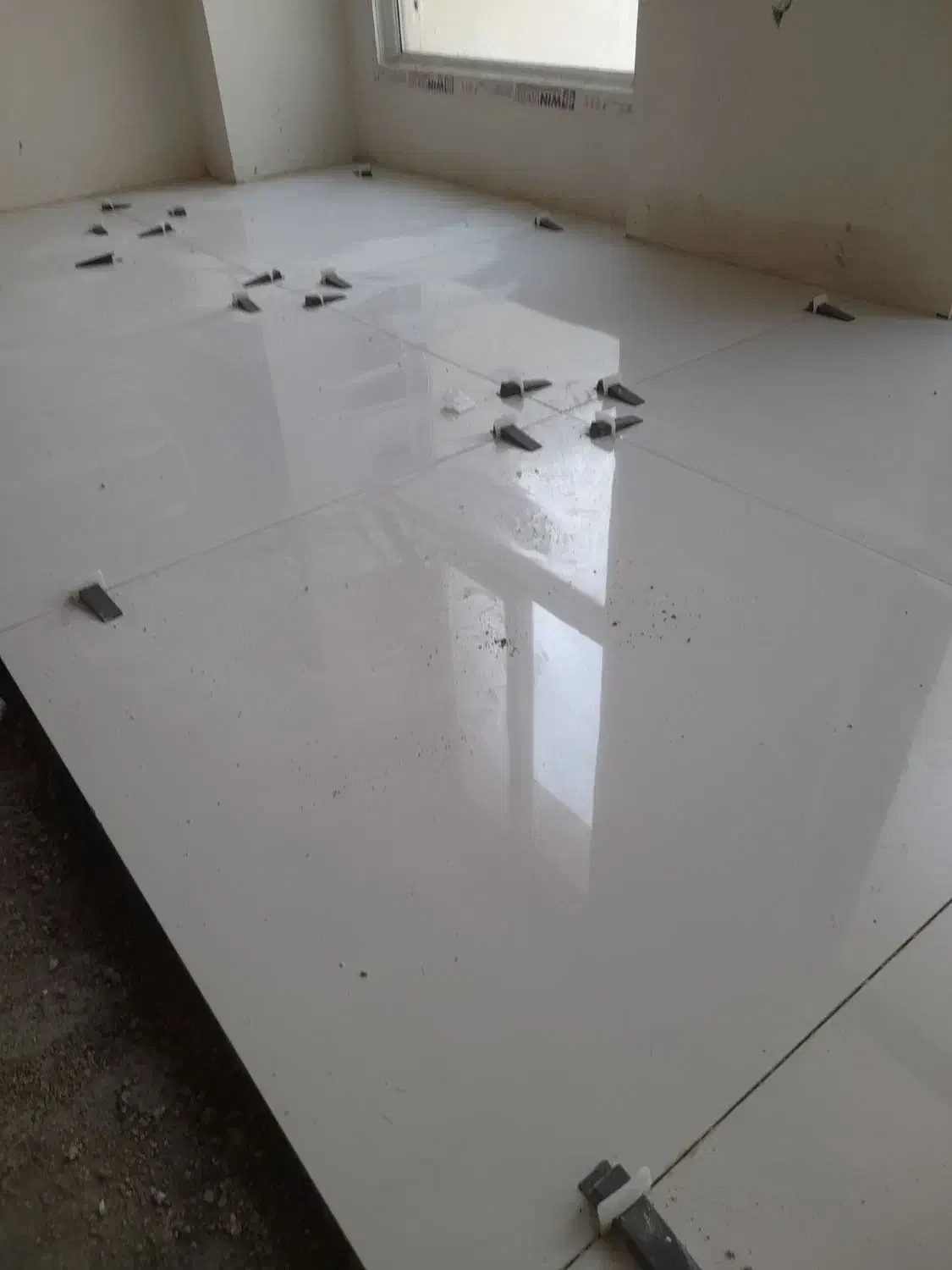 بنایی،کاشی کاری،سیمان زنی،سفت کاری|خدمات پیشه و مهارت|مشهد, ده دی|دیوار