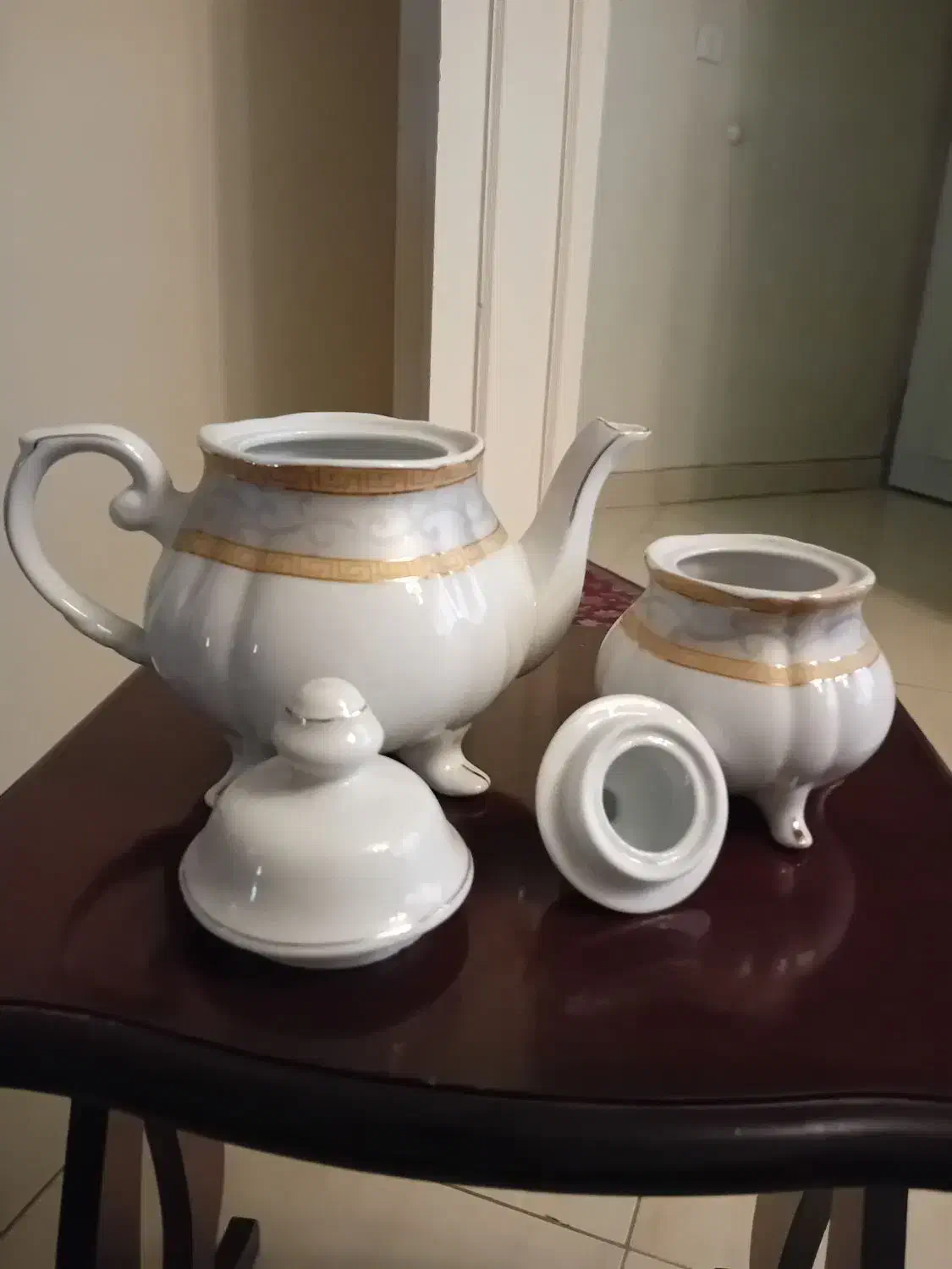 قوری وقندان بسیار زیبا|قوری، کتری، قهوهساز دستی|تهران, قیطریه|دیوار