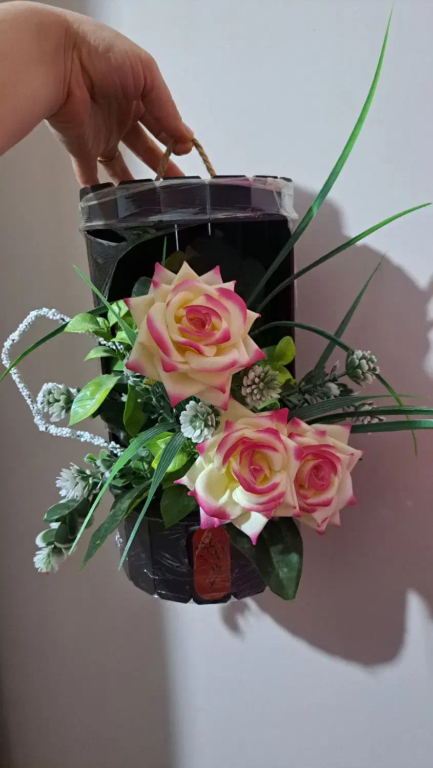 گلدان|گل مصنوعی|شیروان (خراسان), |دیوار