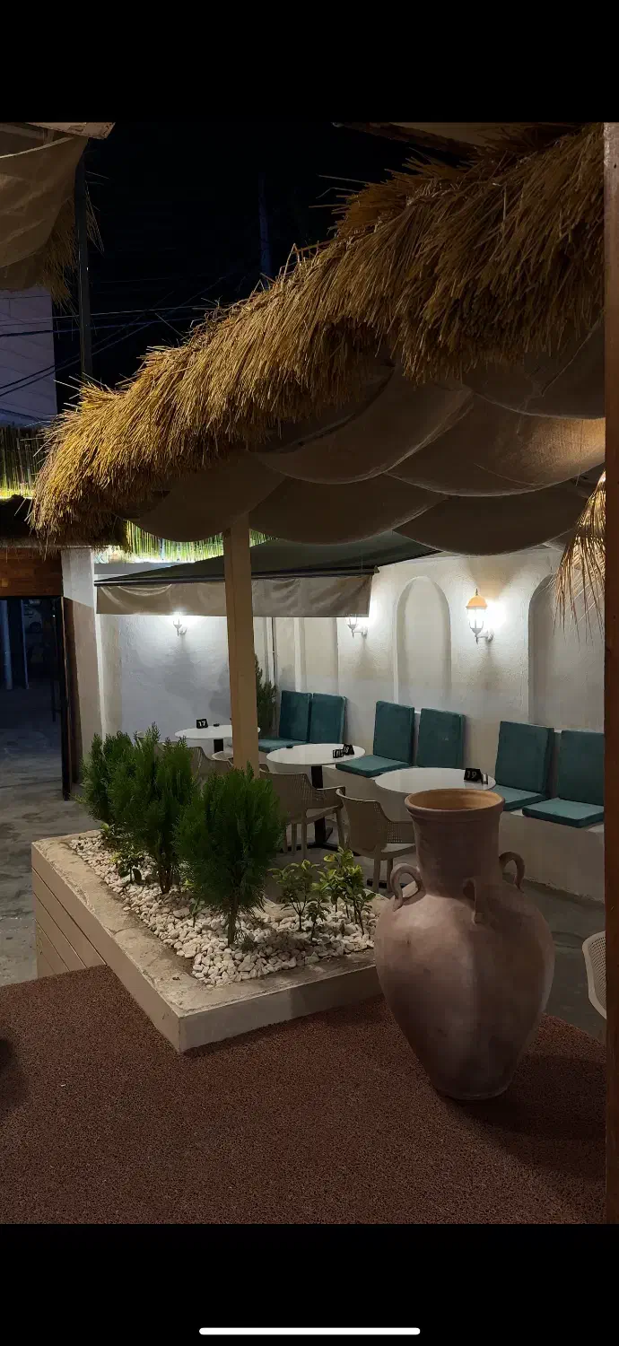 به یک قلیان زن جهت همکاری در کافه نیازمندیم|استخدام خدمات فروشگاه و رستوران|رشت, منظریه|دیوار